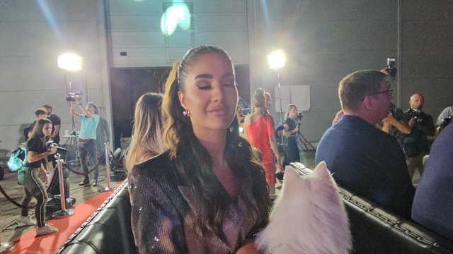 "ČUO SAM DA NISI SA ONIM VEPROM!" Anđela Đuričić UŠLA U ELITU 9, pa je odmah dočekao hladan tuš!