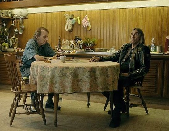 "Przeżyć: metoda Houellebecqa": kadr z filmu