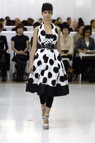 Paris fashion week october 2006ATSURO TAYAMAReady to wear spring summer 2007PHOTO:EAST NEWS/ZEPPELIN