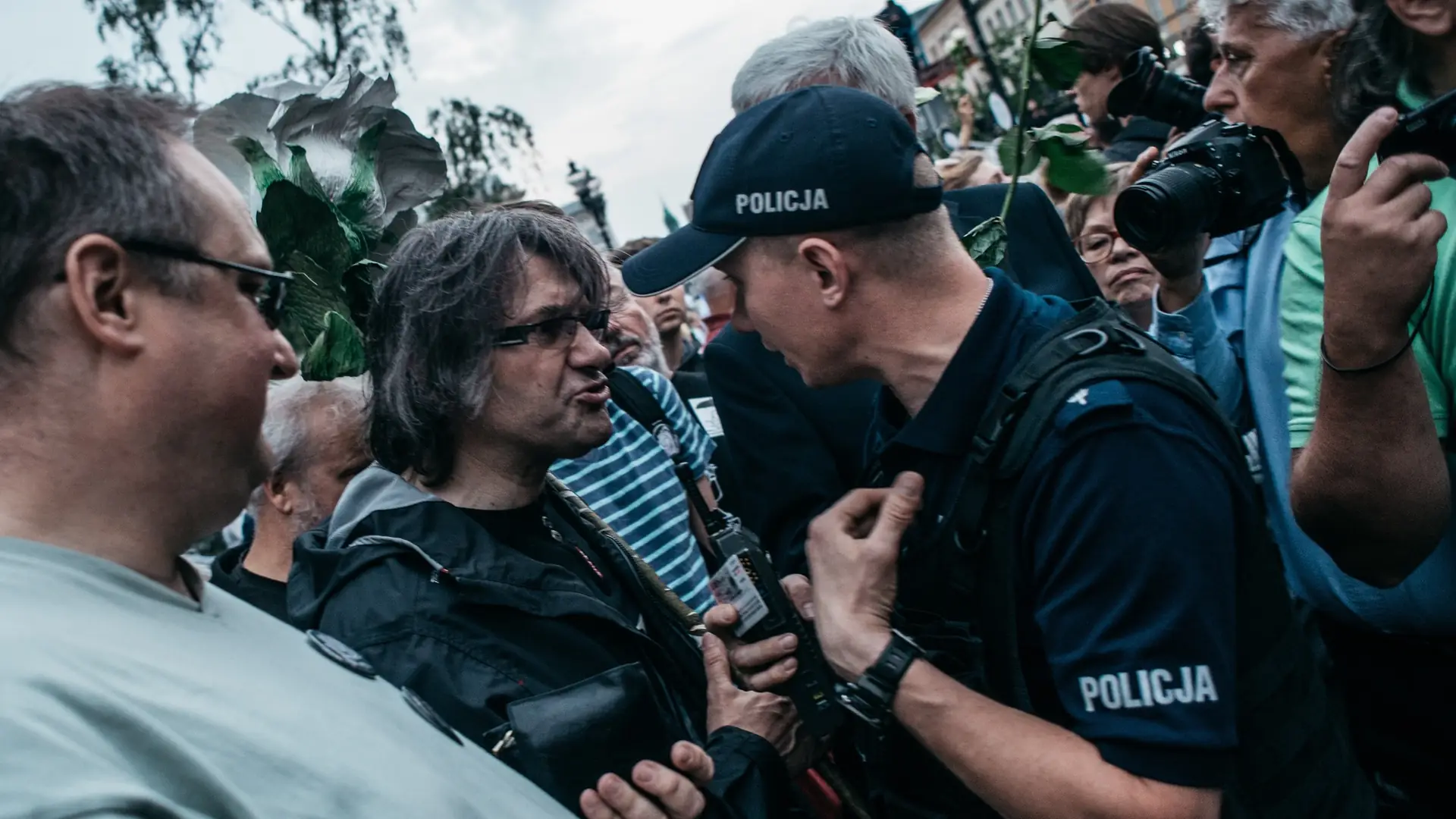 Mam dość. Pierwszy raz pójdę na kontrmiesięcznicę. Barierki i policja już czekają