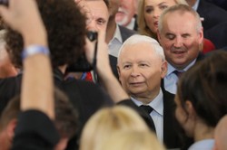 Kaczyński wydał polecenie szczególnej kontroli granicy. "Nie możemy tej sytuacji tolerować"