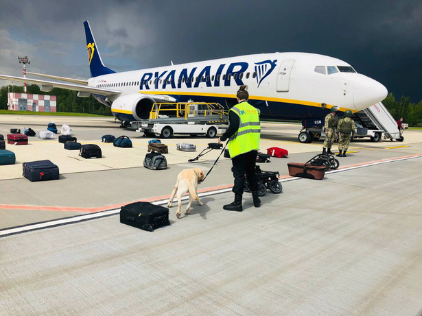 Samolot linii Ryanair na lotnisku w Mińsku