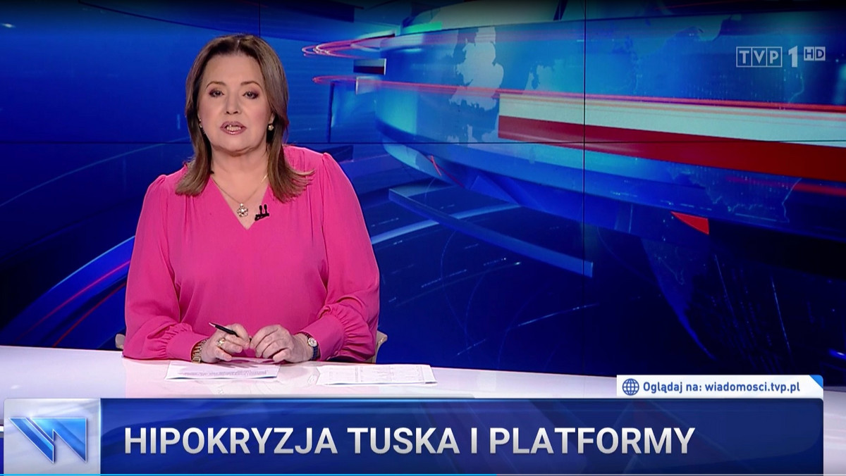 "Wiadomości" TVP uderzają w Tuska i sympatyków opozycji. "Osiedlowy żulik"