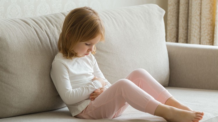 tömeges ételmérgezés rosszullét gyerek Budspest