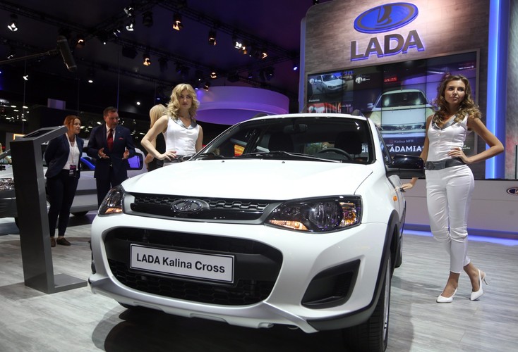 Lada kalina cross - salon samochodowy w Moskwie