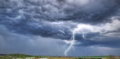 Po upalnej majówce załamanie pogody. IMGW wydało ostrzeżenia prawie dla całej Polski