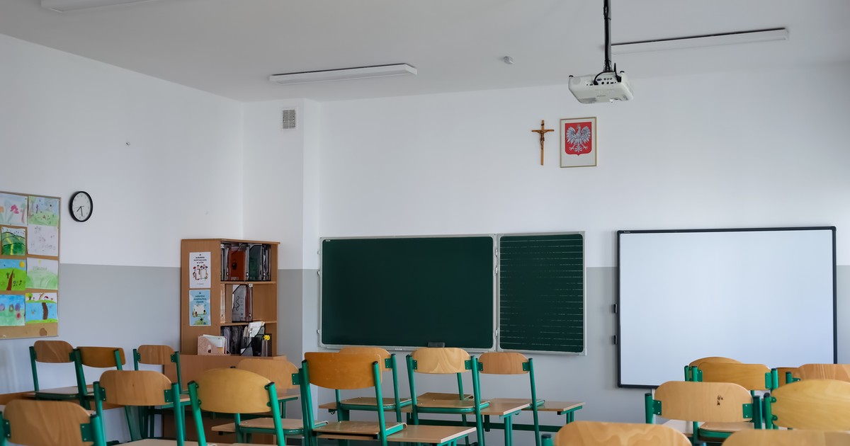 14-latek zaatakowany i rozebrany w szkole. Są nowe ustalenia. "Nie było dyżurującego nauczyciela"