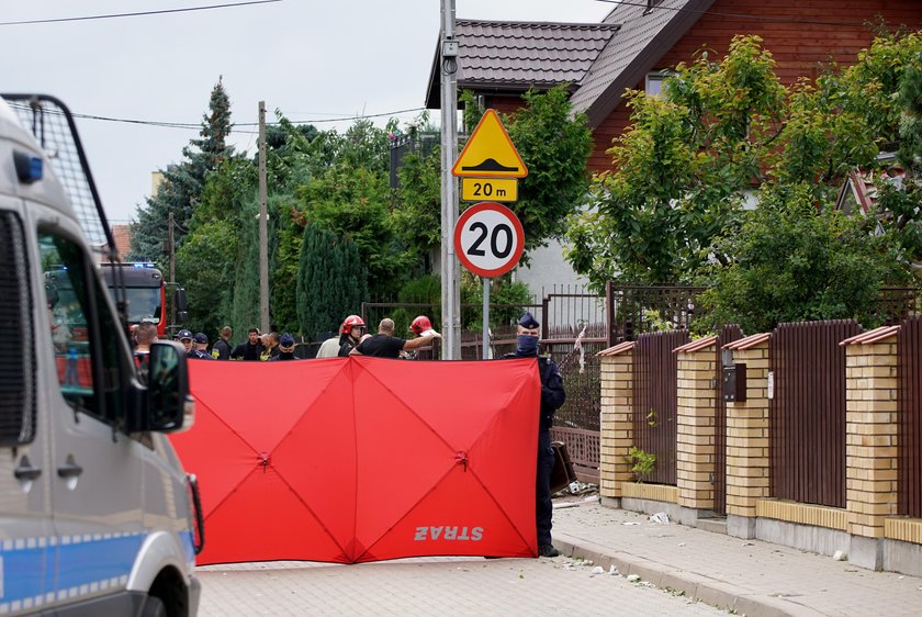 Bialystok Mariusz K Zabil Bliskich I Siebie Potem Wysadzil Dom