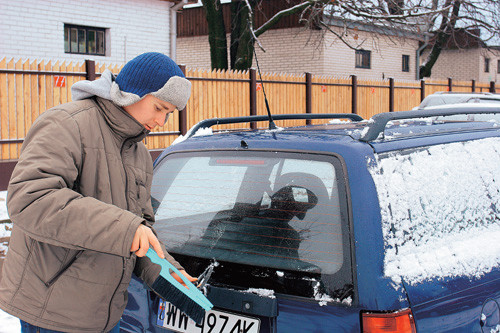 Odśnież auto, zanim odjedziesz!