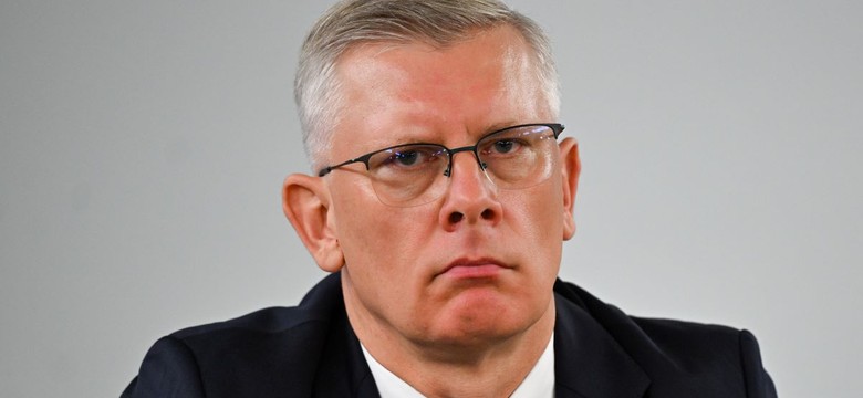 Cenckiewicz: Musimy "odwiesić" zasadniczą służbę wojskową