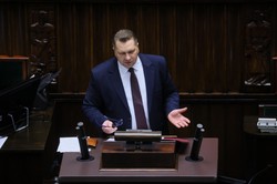 "Panie marszałku rotacyjny, wysoki Sejmie nierotacyjny". Czarnek naraził się Hołowni