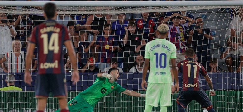Powrót Lewandowskiego. Barcelona przegrywała 0:2, ale odwróciła losy meczu