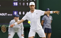 Roberto Bautista-Agut poza Wimbledonem. Wyeliminował go koronawirus