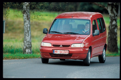 Mercedes Vaneo, Citroen Berlingo, Fiat Doblo, Ford Connect, Opel Combo, VW Caddy, Renault Kangoo - Do zadań specjalnych