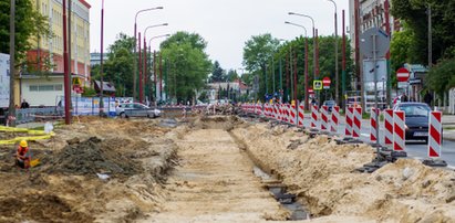 Jeżyce bez tramwajów. Pasażerom zostały autobusy zastępcze i długie spacery