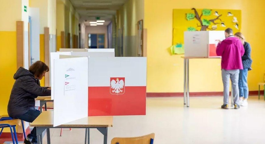 By wybory mogły się odbyć, do rady musi kandydować co najmniej jedna osoba więcej, niż jest w niej miejsc.