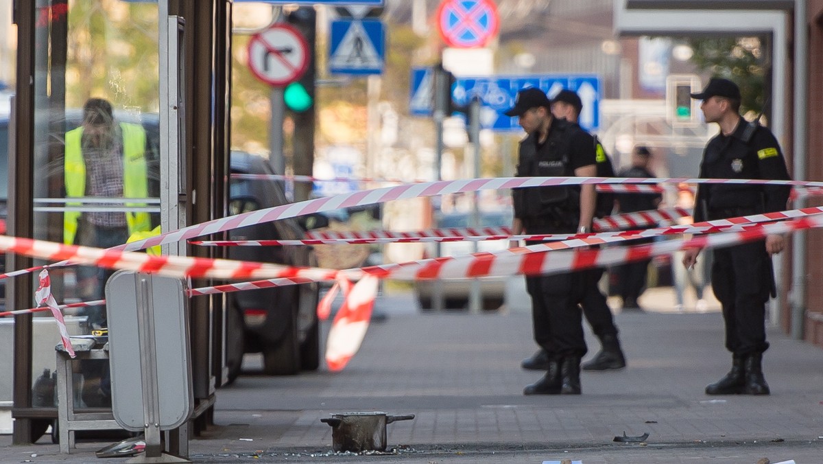 Po wybuchu bomby we Wrocławiu pojawiły się spekulacje, że mogła to być tzw. bomba szybkowarowa, która została użyta między innymi podczas zamachu w trakcie maratonu w Bostonie przez braci Carnajewów. Sprawę w rozmowie z Onetem komentuje Jerzy Dziewulski.