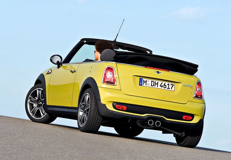 Mini Cabrio: pierwsze zdjęcia i informacje