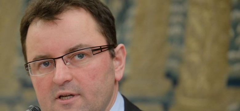Poseł PiS napisał do maturzystów. "Podręcznik do WOS robi was w balona"