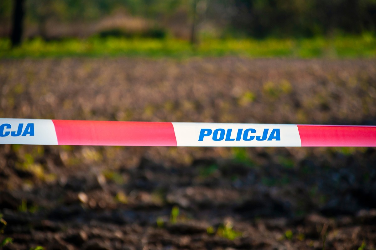 Policja, taśma policyjna, kryminał, zabójstwo, miejsce zbrodni