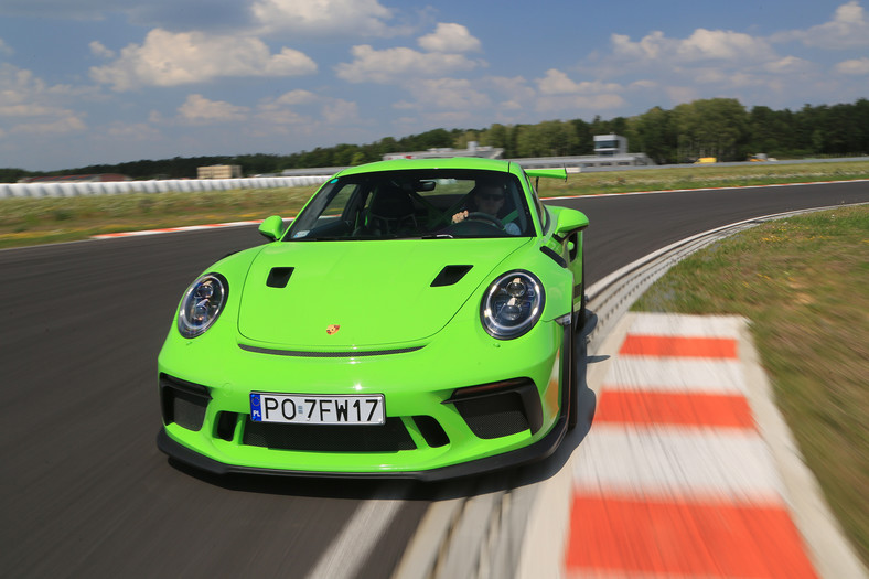 Porsche 911 GT3 RS - czysty obłęd