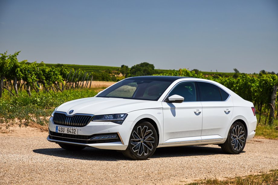 Skoda Superb - zdjęcie ilustracyjne