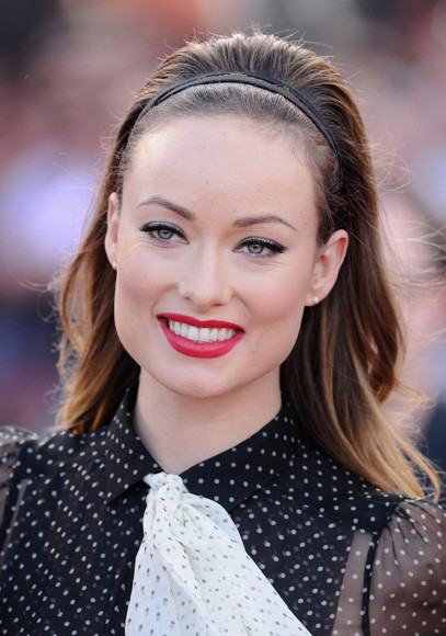 Olivia Wilde na premierze "Kowbojów i obcych" w Londynie