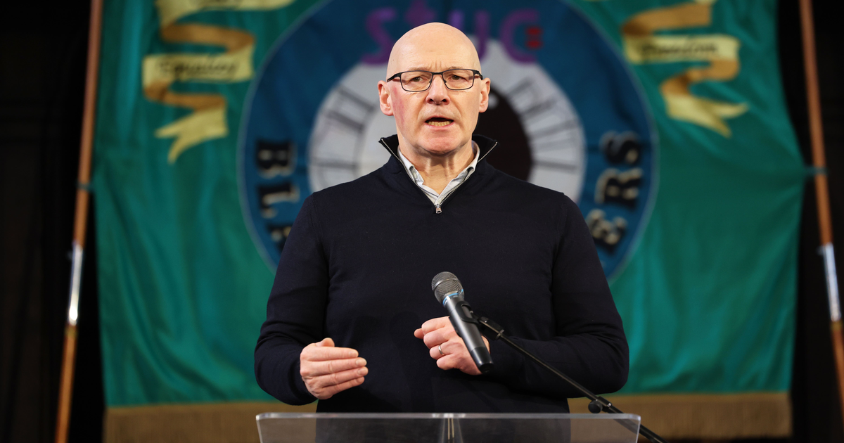 Swinney brands asylum hotel protests racist, vows to confront hate