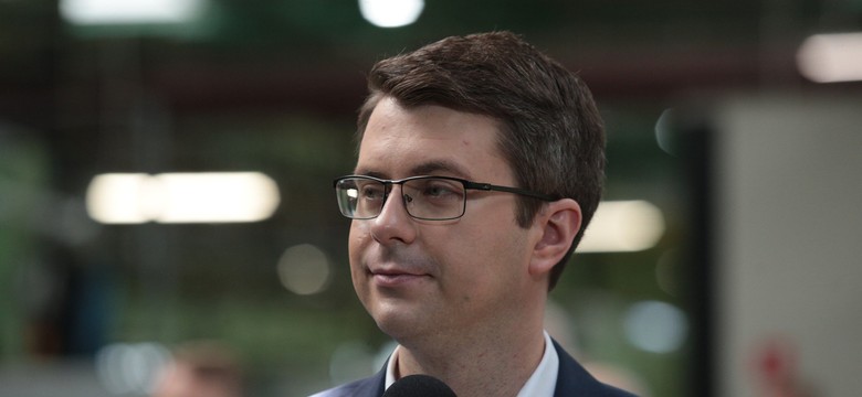 Będzie więcej obostrzeń na jesień? KOMENTARZ rzecznika rządu