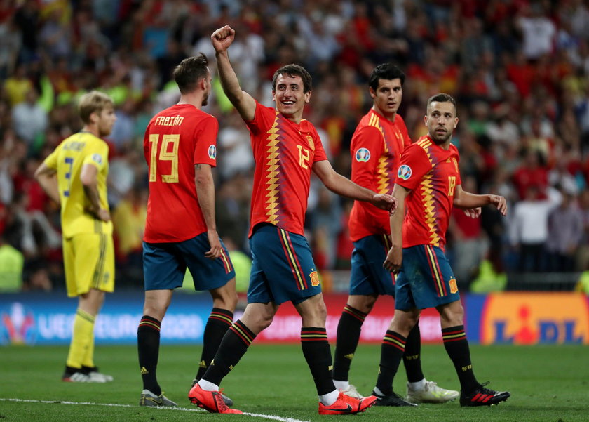 Hiszpanie straszą przed Euro