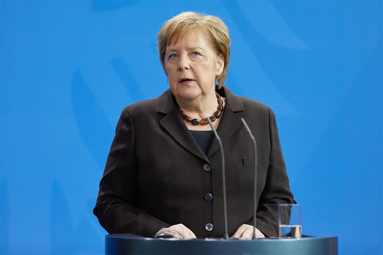 Kanclerz Merkel na szczycie cyfrowym: „Nie chcemy być podsłuchiwani”
