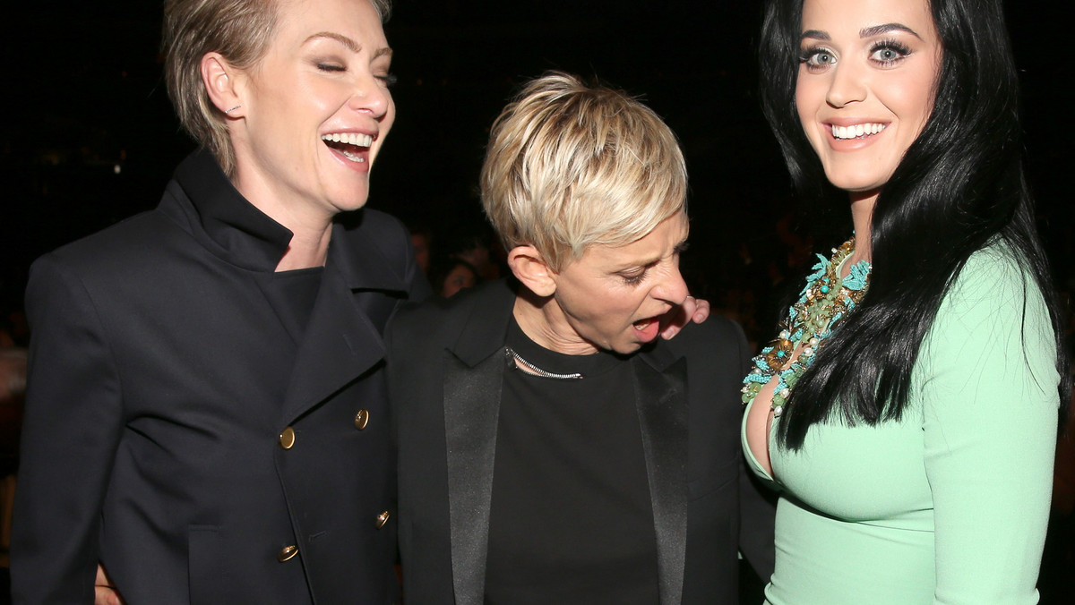 Portia de Rossi, Ellen DeGeneres i Katy Perry na Grammy 2013 (fot. Getty Images)