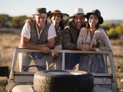 Ciekawe wyniki badania: Millenialsi ostrożniejsi niż boomersi podczas egzotycznych podróży