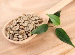 Lepsza niż czarna? Zielona kawa bije rekordy popularności