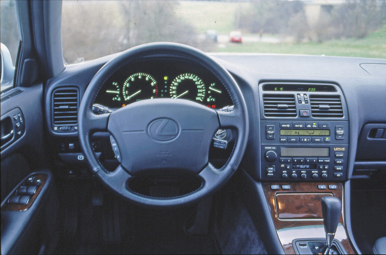 Lexus LS 400 (1989-94 i 1994-2000)