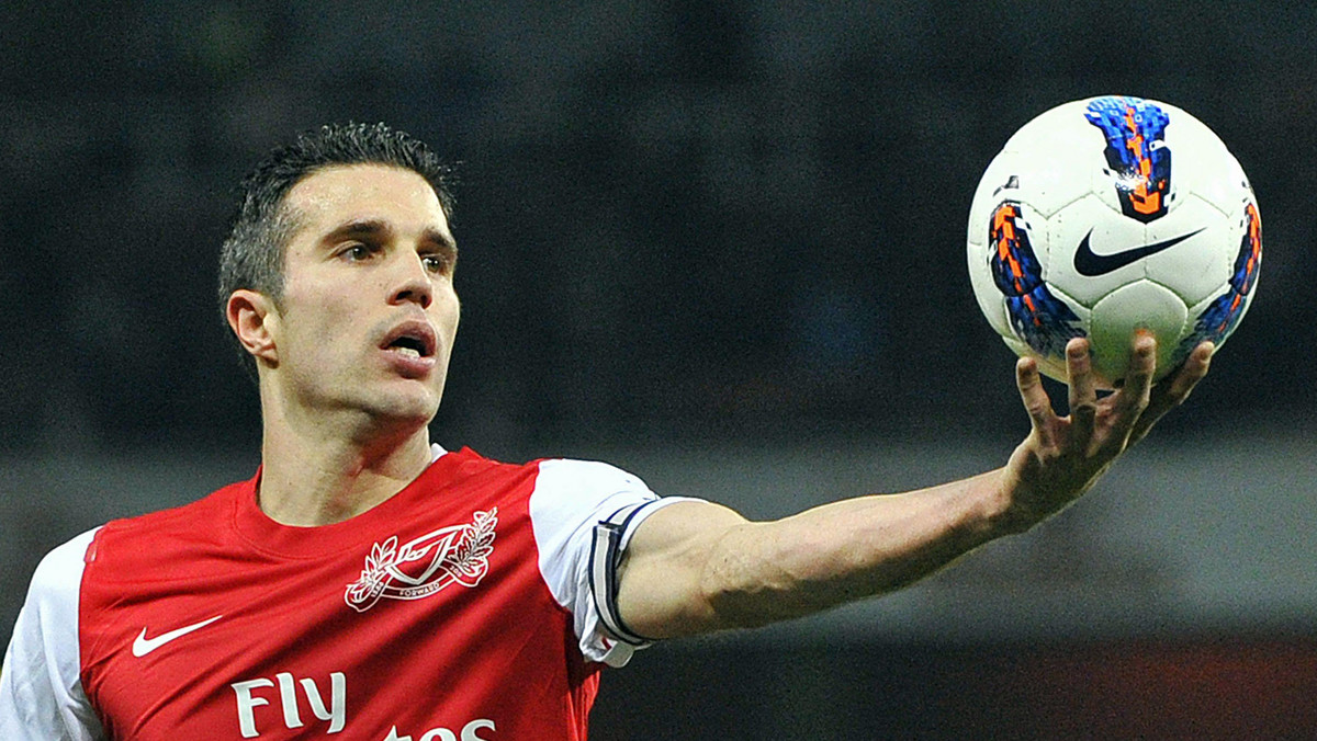 Jakiś czas temu Robin van Persie poinformował działaczy Arsenalu Londyn, że nie zamiaru przedłużać swojej dotychczasowej umowy z klubem. Legenda Kanonierów, Ian Wright, wcale się temu nie dziwi. - Nie mogę go winić za to, że chce grać w drużynie, która odnosi sukcesy - powiedział.