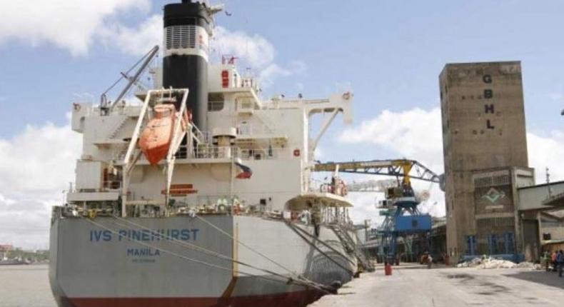 MV IVS Pine Hurst docked with 29,000 tonnes of duty-free maize.