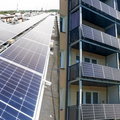 Balkony i dachy bloków zaroją się od solarów? Rząd otwiera furtkę dla prosumentów lokatorskich