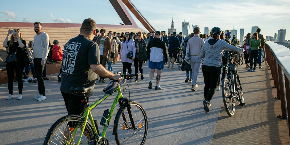 Nowa kładka pieszo-rowerowa w Warszawie