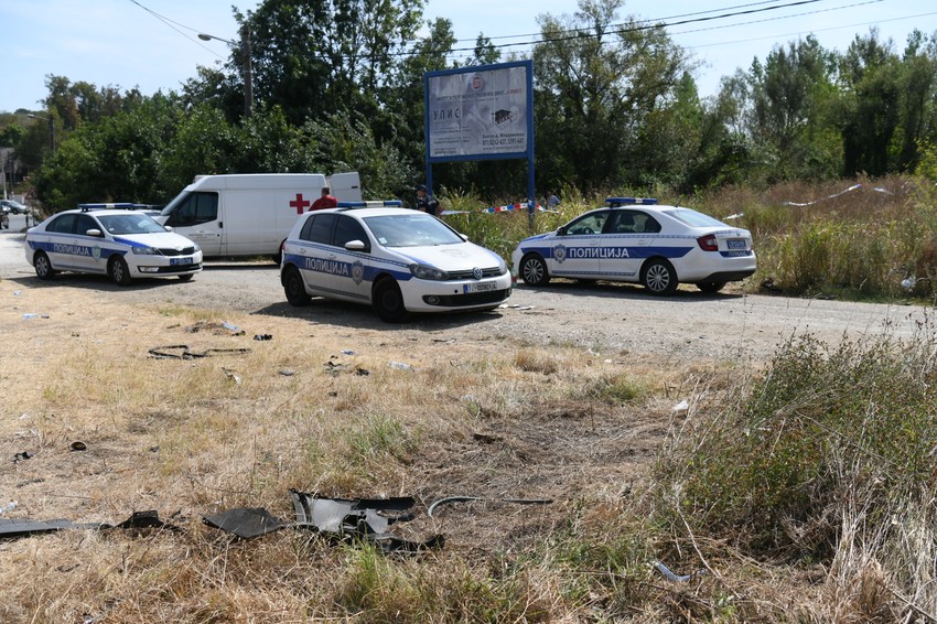 Policija na mestu nesreće 