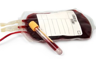 Powstaje baza osób gotowych oddać krew. NCK: To inicjatywa prezydenta