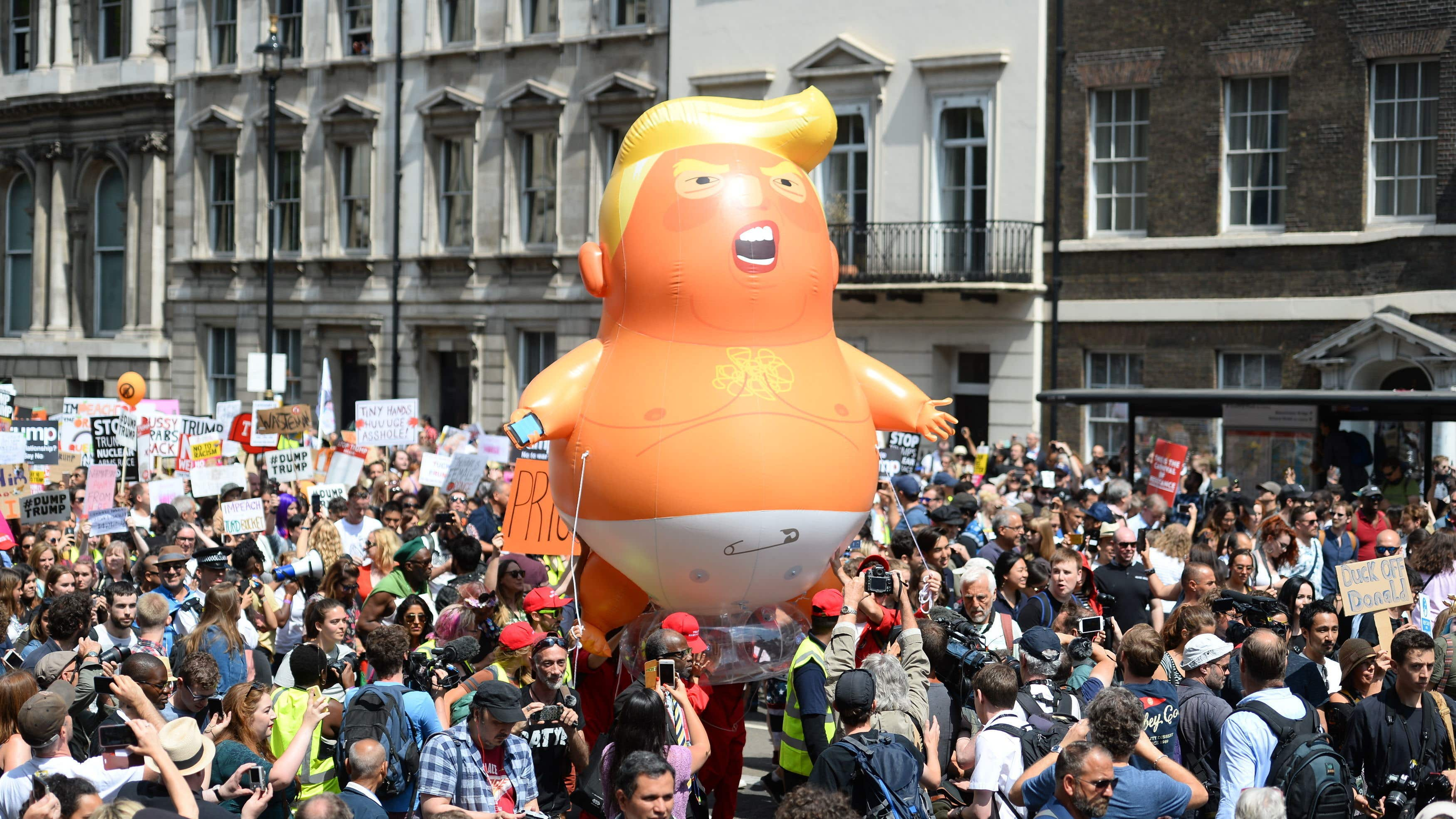 Протесты в Лондоне запланированы в связи с государственным визитом Трампа в сентябре