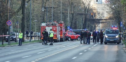 Samochód wjechał w ambasadę Rosji i stanął w płomieniach. Kierowca nie żyje