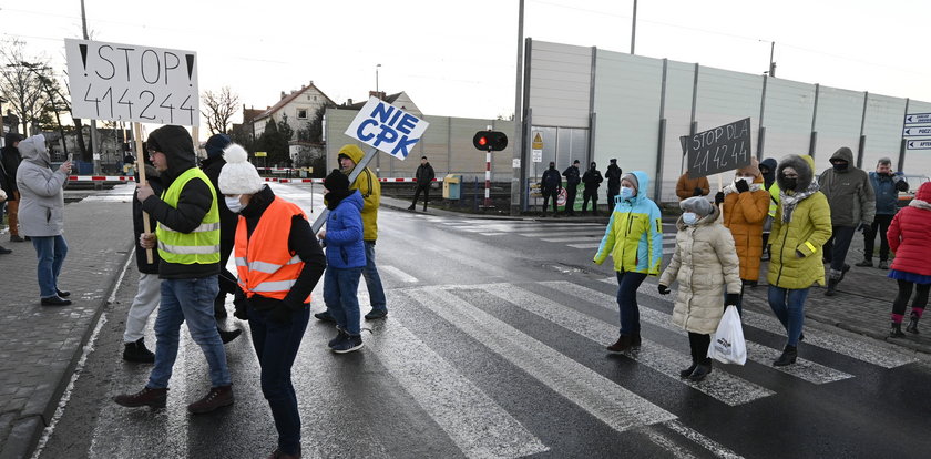 Sukces Faktu i mieszkańców! CPK ominie Świętą Katarzynę