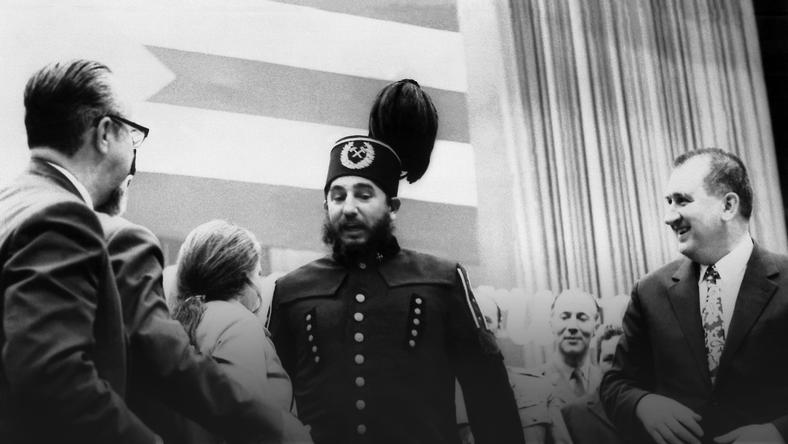 Fidel Castro nie żyje. Zobacz archiwalne zdjęcia ikony rewolucji -  Wiadomości
