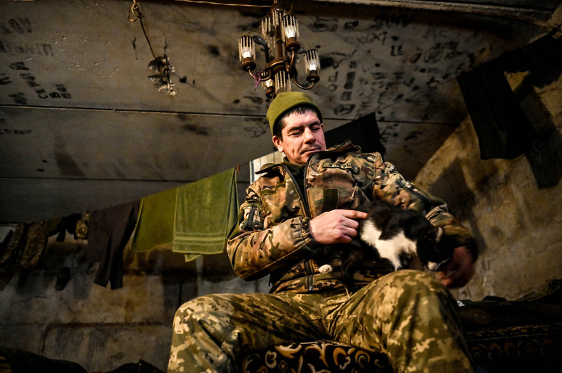 Ukraiński żołnierz w okolicach Zaporoża. 2023 r.