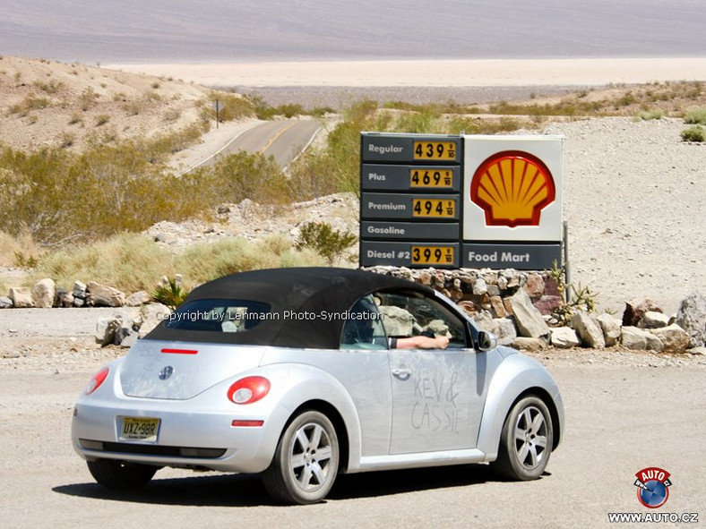Zdjęcia szpiegowskie: ceny benzyny w Death Valley prawie jak w Europie
