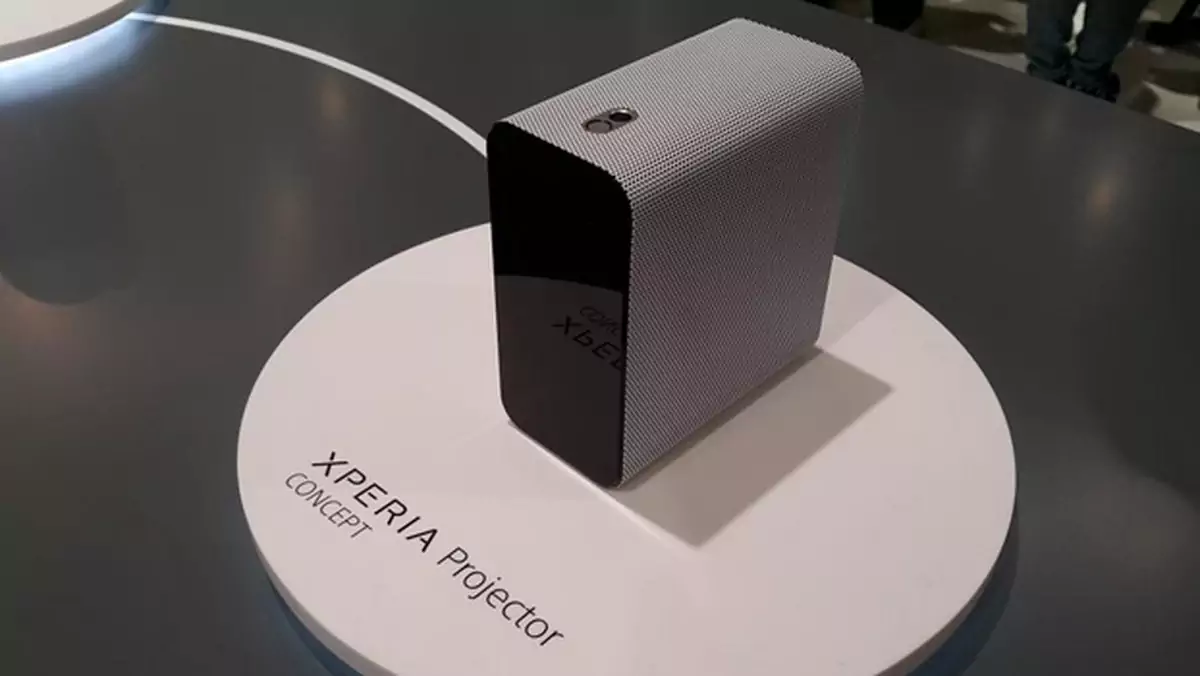 Sony Xperia Ear, Eye, Projector i Agent (MWC 2016)