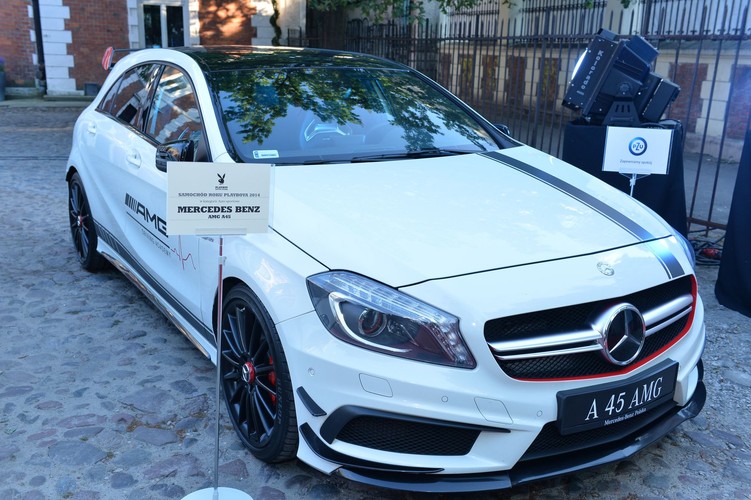 Mercedes Benz A45 AMG
