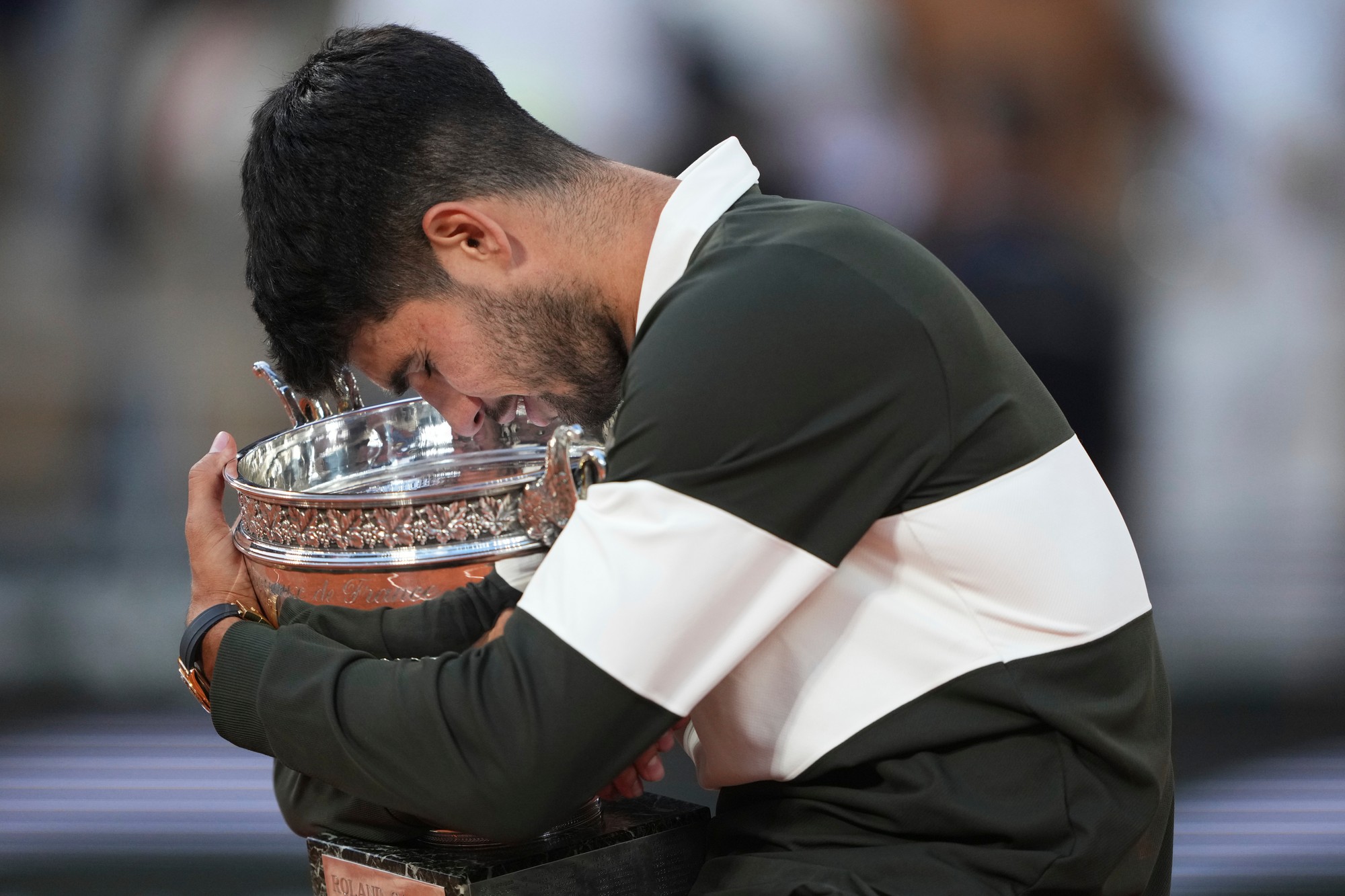 Španielsky tenista Carlos Alcaraz sa stal víťazom Roland Garros 2025. 